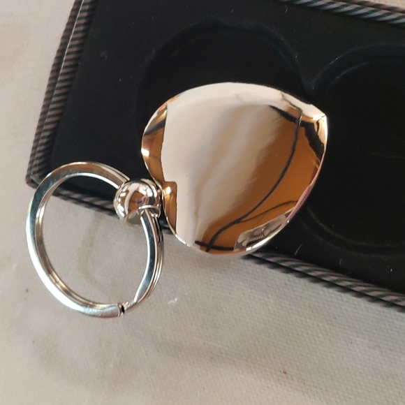 Keychain - Picture 2 of 2